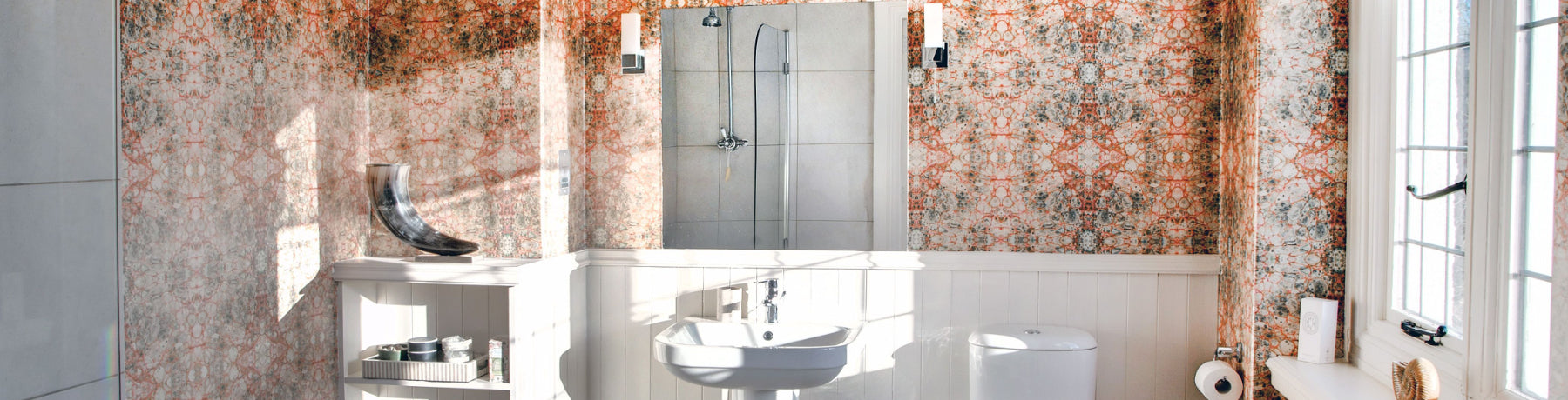 Luxury Bathroom Wallpaper