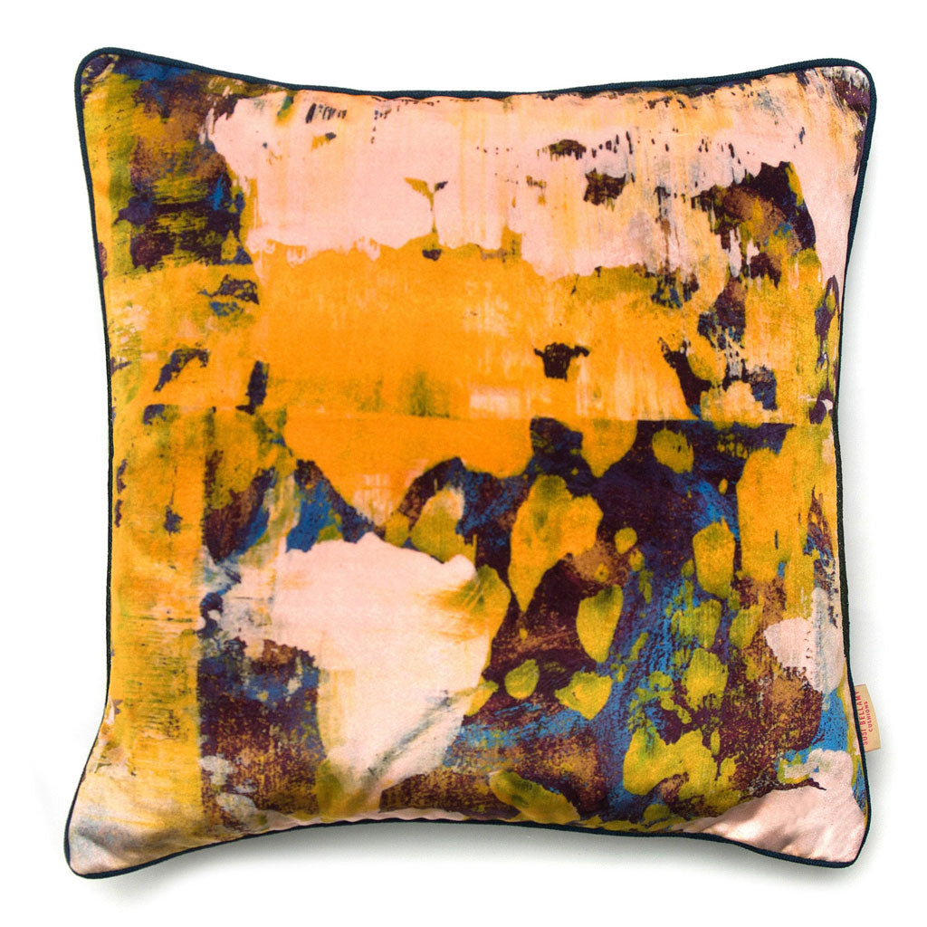 Osmosi Giallo Abstract Velvet Square Cushion